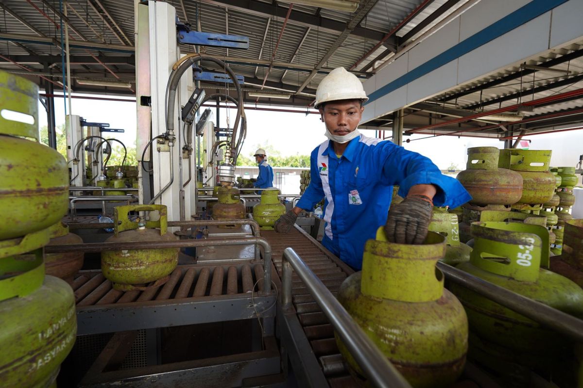 Pertamina Pastikan Stok BBM dan LPG 3 Kg Aman untuk Idul Adha di Sumatera Barat, Tambahan 1,26 Juta Tabung Disiapkan