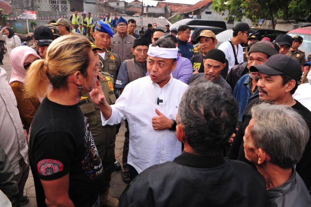 Pemprov Jabar Siapkan 800 Kios Gratis di Pasar BTM untuk 150 PKL Terdampak Penertiban Kiaracondong
