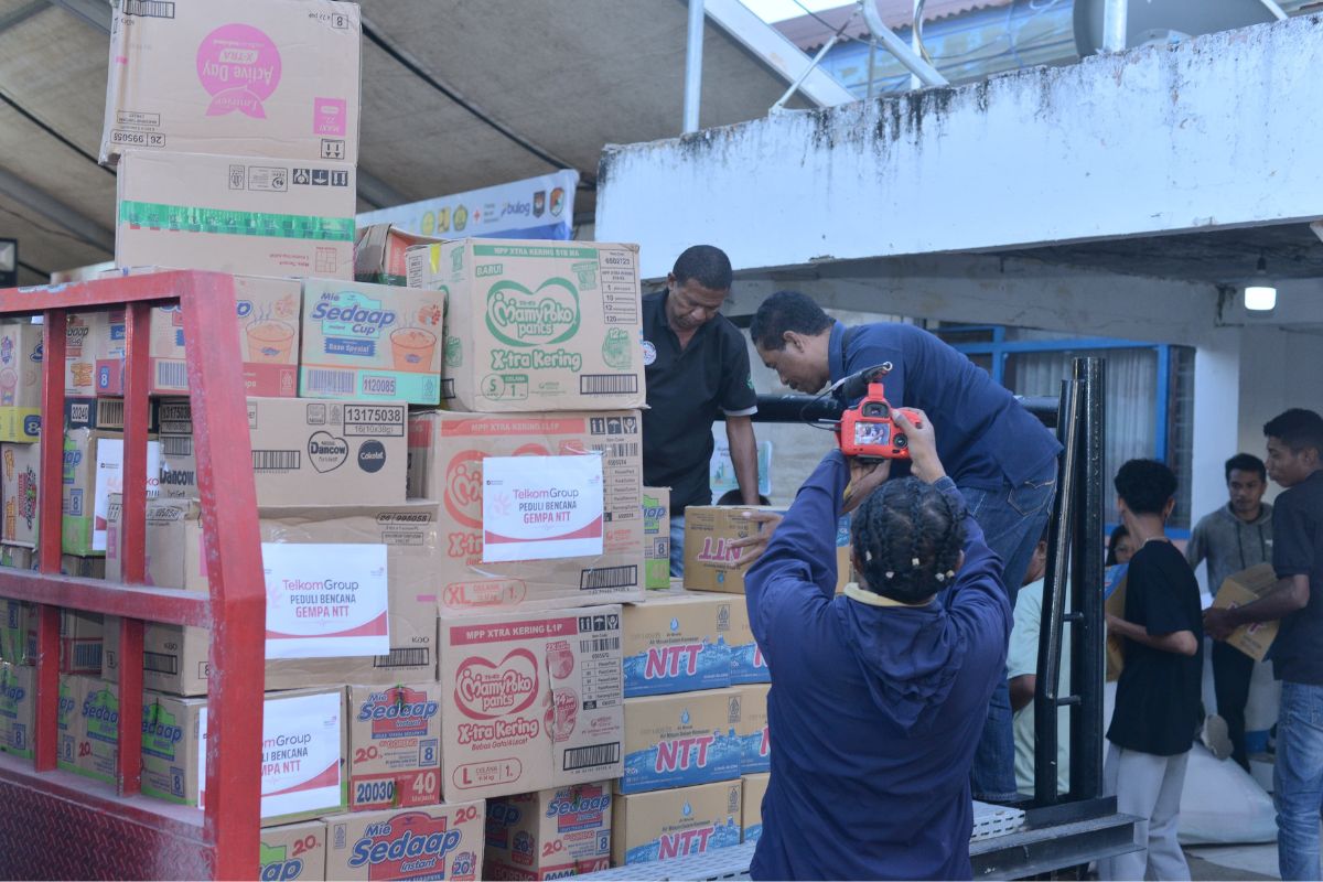TelkomGroup Salurkan Bantuan Kemanusiaan Hingga Rp1,3 Miliar untuk Masyarakat Terdampak Gempa NTT Terbaru