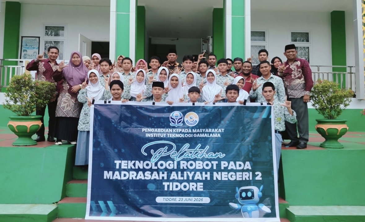 MAN 2 Tidore Kepulauan Gelar Workshop Robotika Madrasah, 31 Guru dan Siswa Belajar Rakit Robot