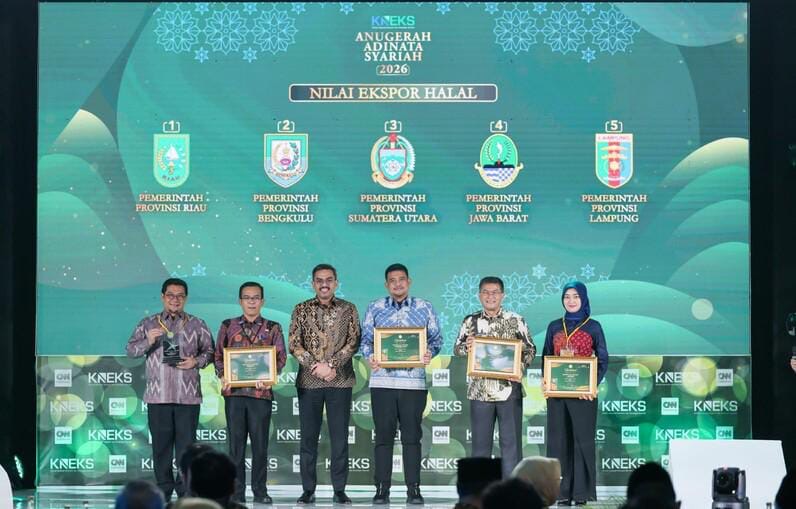 Pemprov Bengkulu Sabet Dua Penghargaan Nasional Ekonomi Syariah, Gubernur Helmi Hasan Siapkan Ekspor Produk Halal ke Pasar Global
