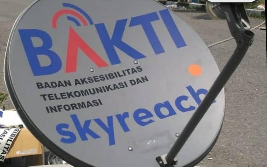 Warga Nafrua Buru Pertanyakan BTS Program Bakti Kemkomdigi yang Berdiri Tanpa Layanan, Desa Masih Terisolir