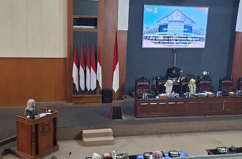 Fraksi PDIP DPRD Kuningan Sorot PAD Hanya 79,30 Persen dan Utang Daerah Rp 130,15 Miliar di Raperda Pertanggungjawaban APBD 2025