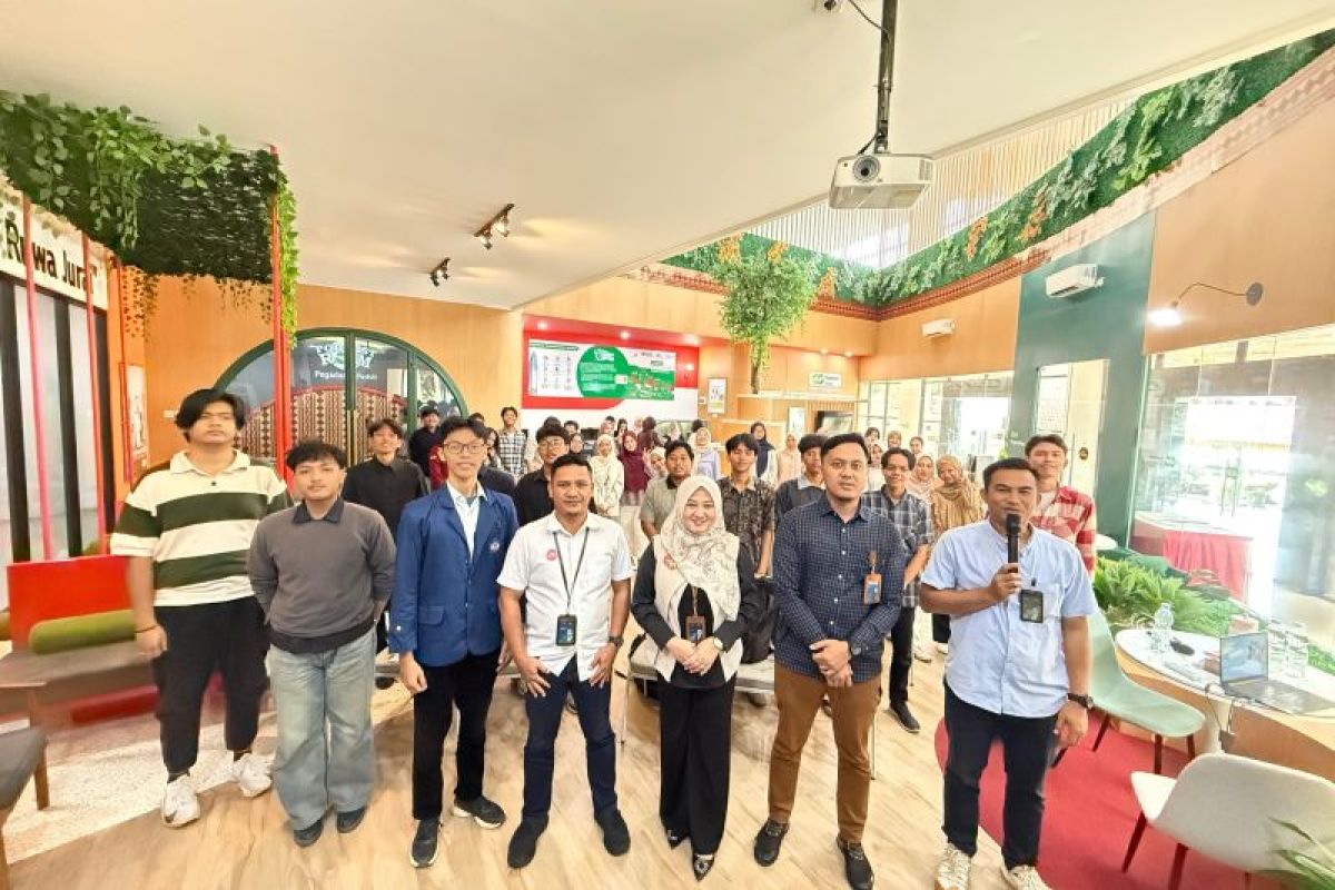 Pegadaian Gelar Kuliah Umum di Unila, Bekali Mahasiswa Literasi Keuangan dan Investasi Aman