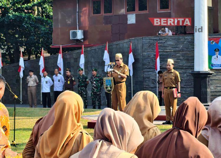 Peringati Hari Koperasi ke-79, 400 Paket Sembako dari Koperasi Disalurkan ke Warga Rembang Usai Upacara
