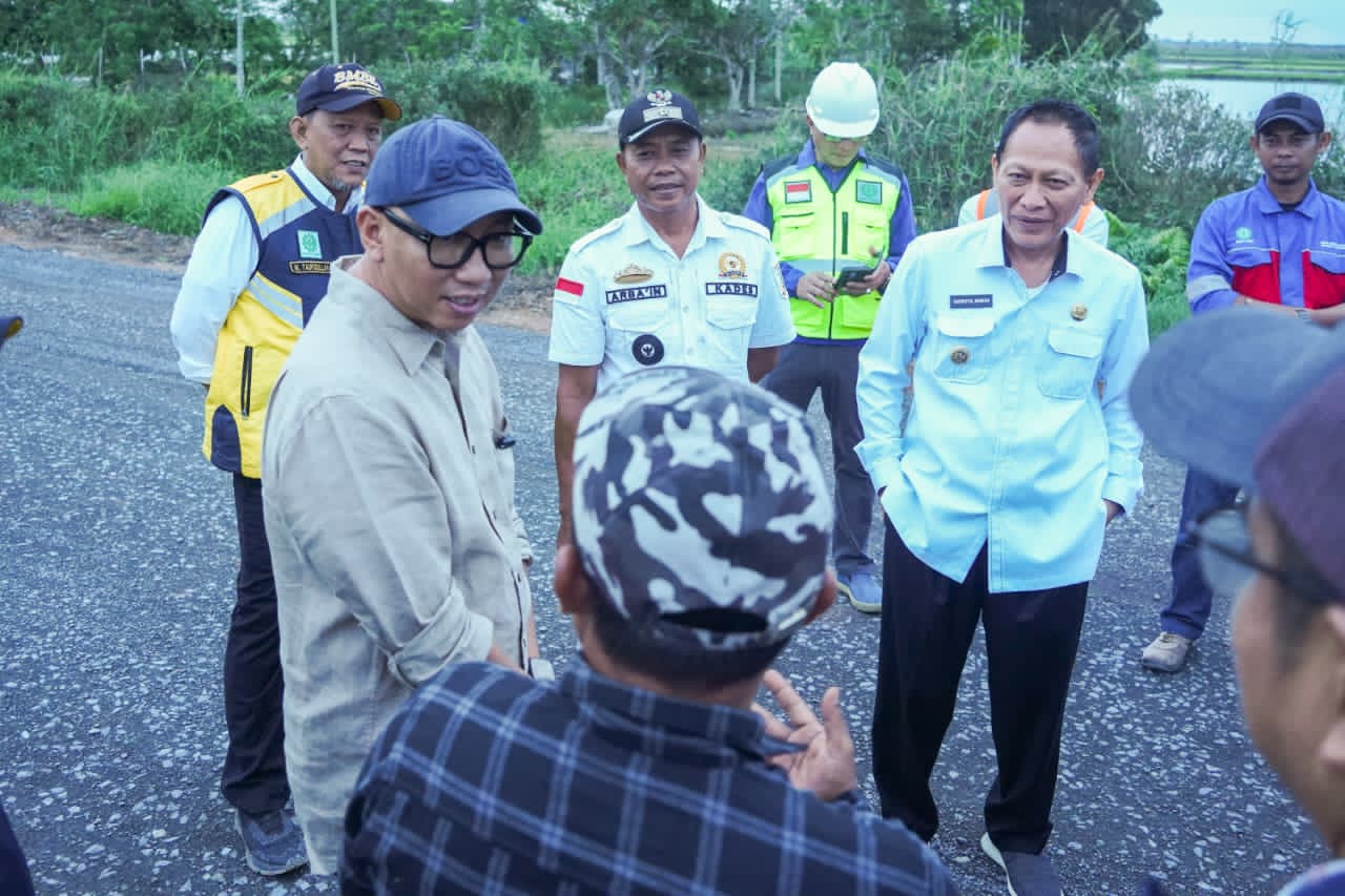 Gubernur Lampung Tinjau Proyek Jalan Rawajitu-Umbul Mesir, Target Rampung Oktober 2026 Dongkrak Harga Gabah Rp7.000 Per Kg