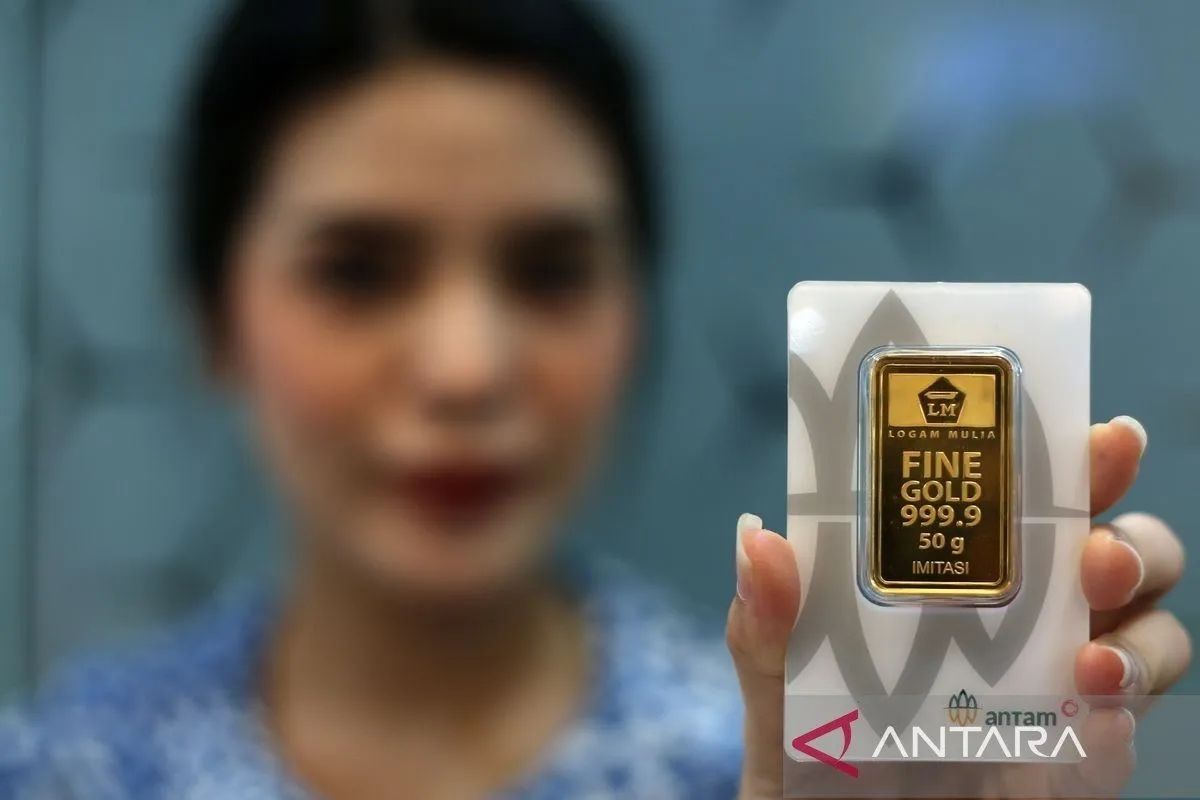 Harga Emas Antam di Maluku Naik Tipis Rp2.000 Jadi Rp2.594.000 per Gram