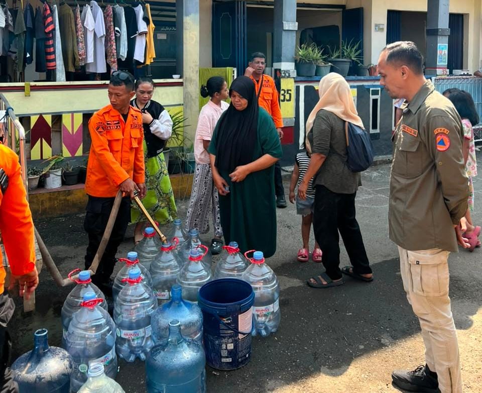 50 KK di Kedunghalang Bogor Utara Alami Krisis Air Bersih, BPBD Kirim 4.000 Liter Air
