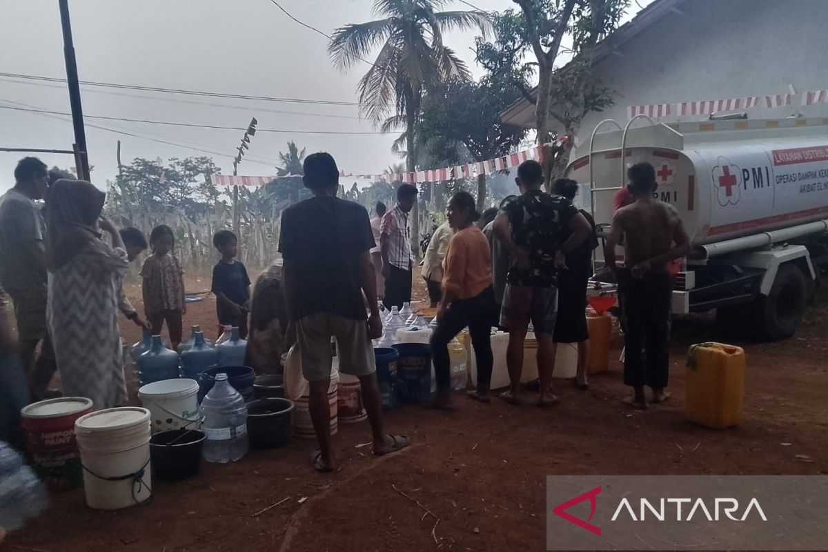 PMI Cianjur Salurkan 250 Ribu Liter Air ke 9 Kecamatan, 4.823 Kepala Keluarga Terbantu Atasi Kemarau