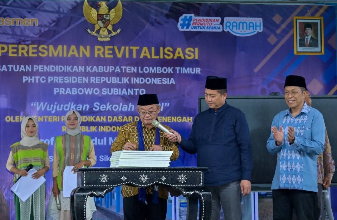 532 Sekolah di NTB Direvitalisasi, 7.080 Layar Interaktif Dibagikan ke Lombok Timur hingga Sumbawa
