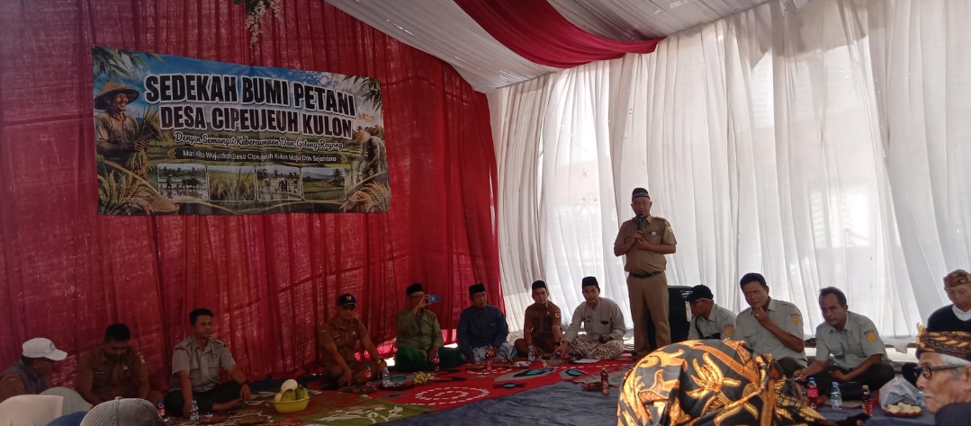 Sedekah Bumi Cipeujeuh Kulon Digelar, Kuwu Lili Mashuri: Cuaca Ekstrem Pengaruhi Panen Kedua