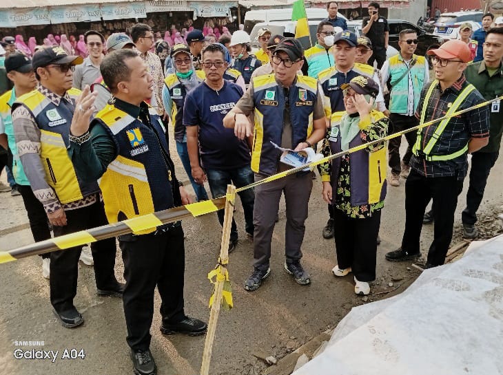 Gubernur Lampung Rahmat Mirzani Tinjau Perbaikan Jalan Pringsewu-Kalirejo, Dana Rp 23,9 Miliar untuk 2,7 Km Rigid Pavement