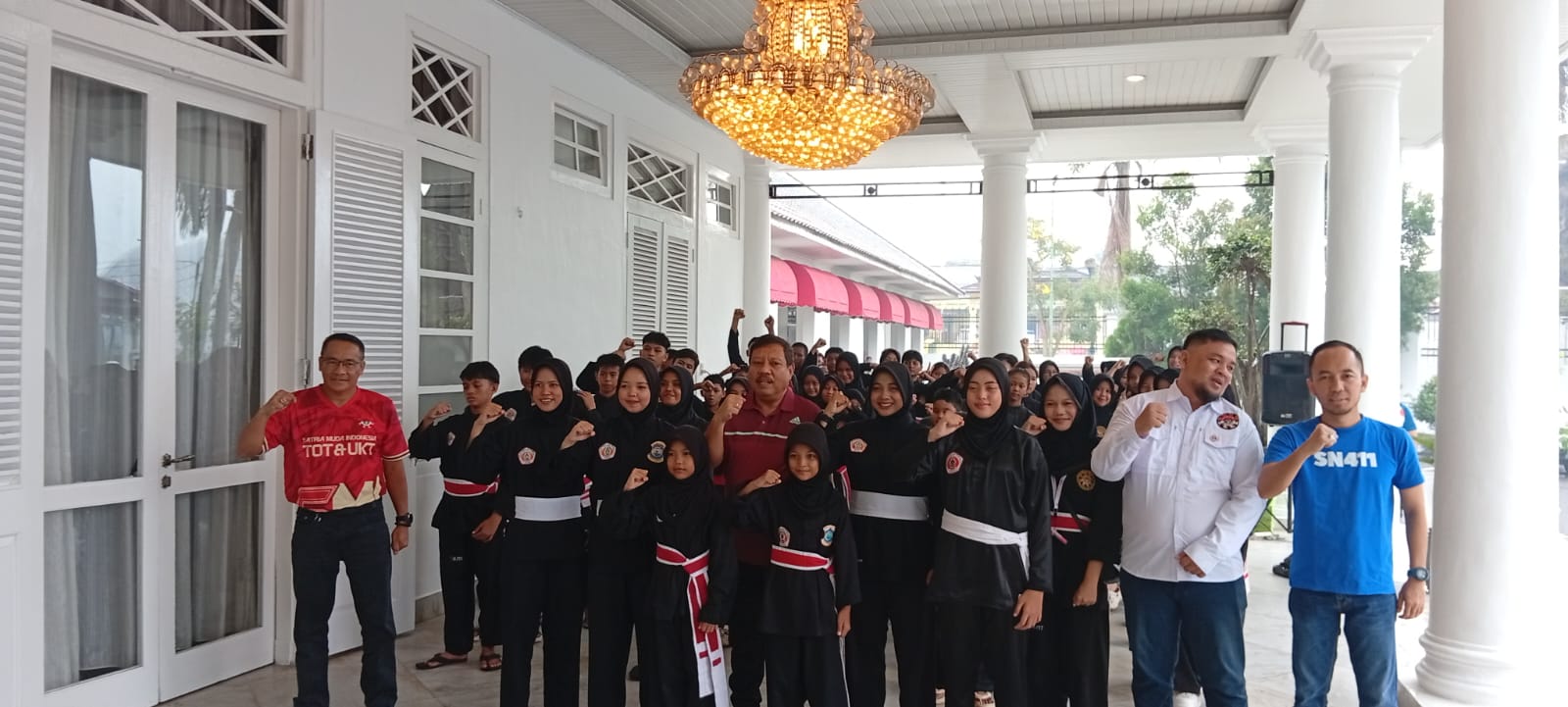 Wali Kota Pangkalpinang Lepas 80 Atlet Satria Muda Indonesia ke Kejurda Pencak Silat di Mentok