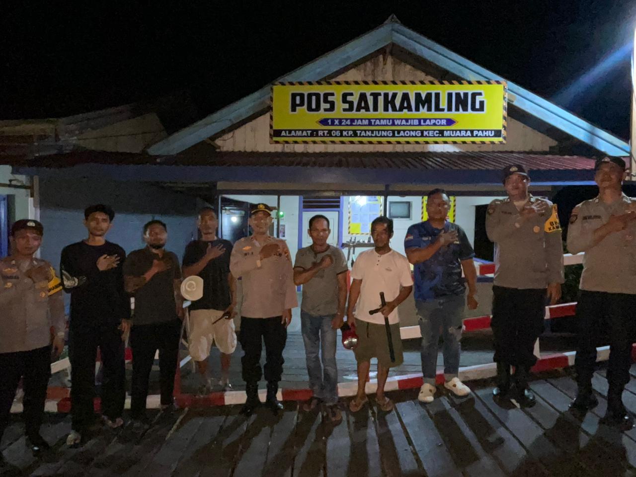 Polsek Muara Pahu Periksa Pos Satkamling di Kampung Tanjung Laong, Pastikan Sistem Keamanan Swakarsa Berjalan