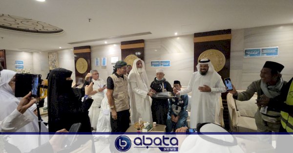 Kisah Jemaah Haji Tunanetra Asal Sinjai, Arab Saudi Akan Bangun Masjid dan Wakaf Atas Namanya