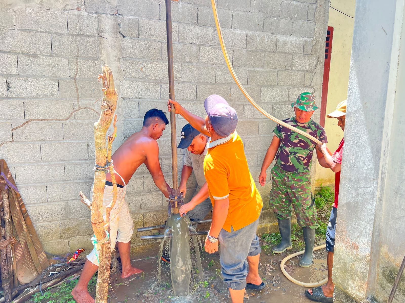 TMMD 129 Kodim 0107/Aceh Selatan Bangun Lima Sumur Bor di Labuhanhaji Timur, Tiga Titik Sudah Masuk Tahap Pengerjaan