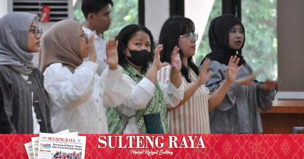 Wali Kota Palu Hadianto Rasyid Buka Pelatihan BISINDO untuk Aparatur, Targetkan Layanan Publik Ramah Teman Tuli