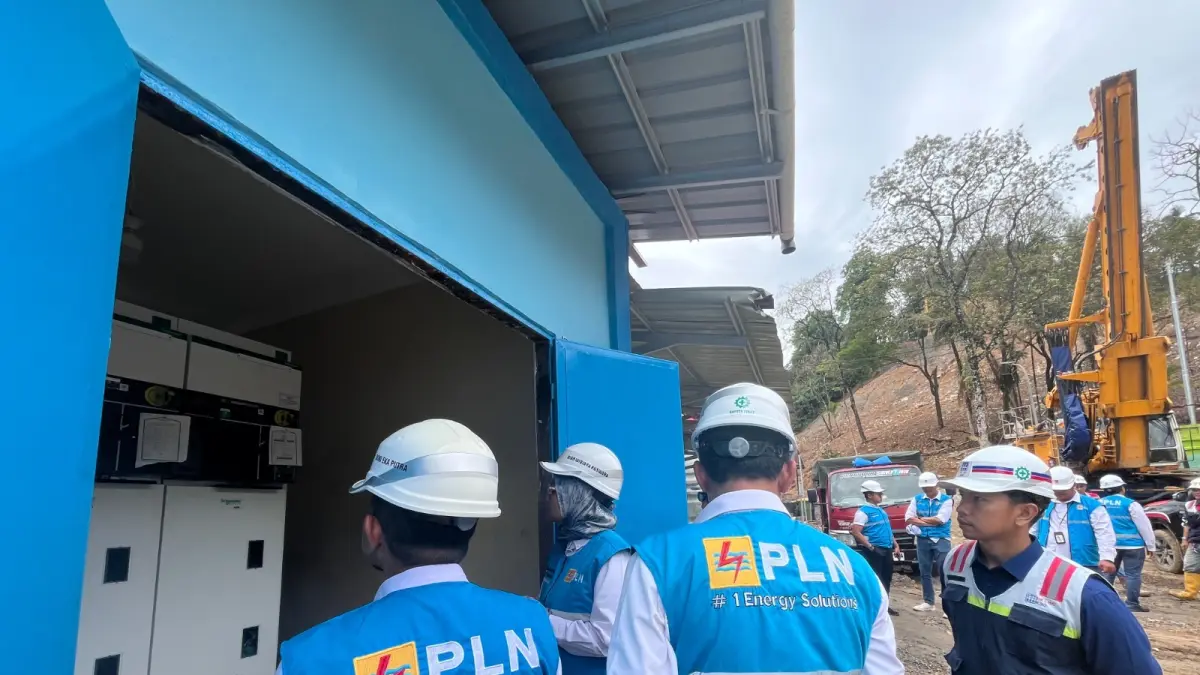 PLN Padang Aliri Listrik 865 kVA ke Proyek Flyover Sitinjaulauik, Target Konstruksi Lebih Efektif