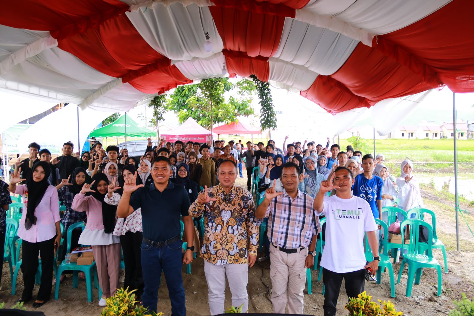 Dirreskrimsus Polda Gorontalo Bekali Jurnalis dan Pelajar soal UU ITE dan Hak Cipta di Era Digital