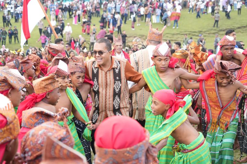 Gubernur Melki Laka Lena Sebut Festival Fulan Fehan di Belu Jadi Motor Ekonomi Baru di Perbatasan RI-Timor Leste