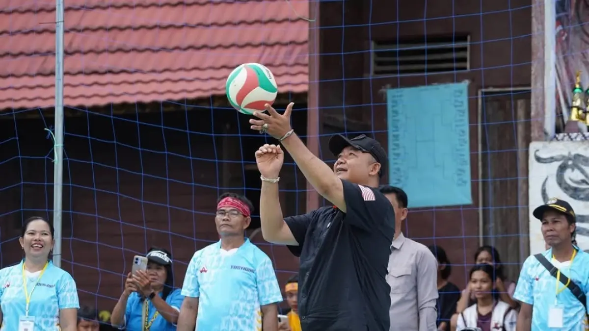 Bupati Ketapang Buka Turnamen Voli Antardesa di Pengatapan Raya, Target Cetak Atlet Muda Berbakat