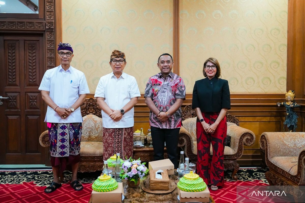 Pemkab Badung dan Pemkab Manggarai Perkuat Sinergi Pembinaan Pekerja Migran Demi Ketahanan Pangan dan Pariwisata Bali