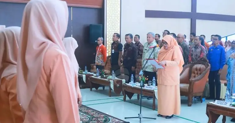 DWP Sijunjung Miliki Pengurus Baru Periode 2024–2029, Nila Jaheri Dilantik Ketua di Balairung Lansek Manih