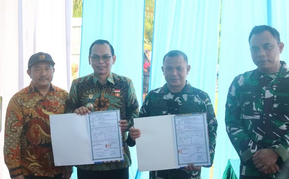 TMMD ke-128 di Seluma Selesai, Bupati Teddy Rahman Teken MoU dengan TNI AD untuk Percepatan Pembangunan Desa