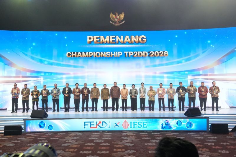 Pemprov NTT Raih Penghargaan TP2DD Nusampua Tiga Tahun Berturut-turut, Gubernur Melki Persembahkan untuk Warga