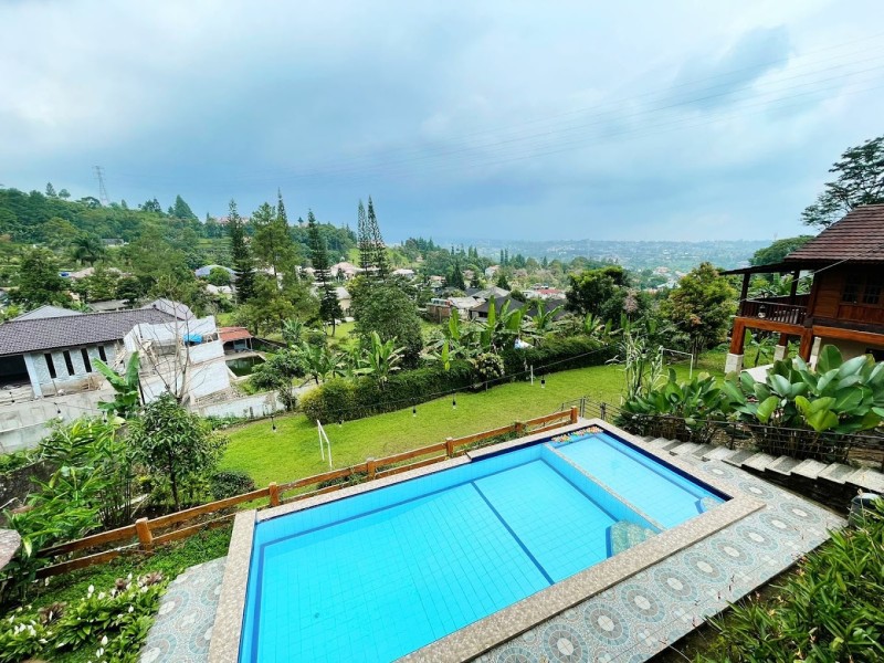 Villa Hanna 2 Puncak, Staycation Hemat dengan View Pegunungan