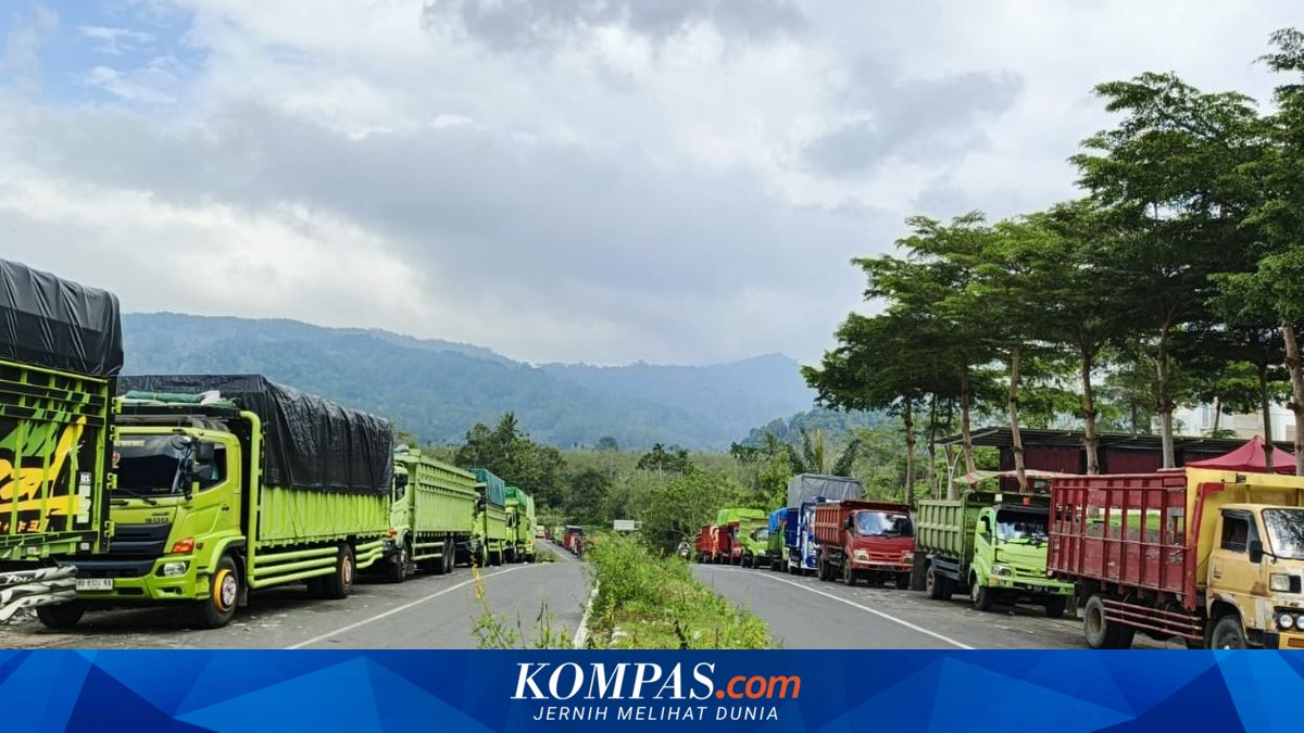 Sopir Truk Lintas Sumatera Rela Bermalam Demi Solar Subsidi di Kepahiang, Antrean Mengular di Dua SPBU