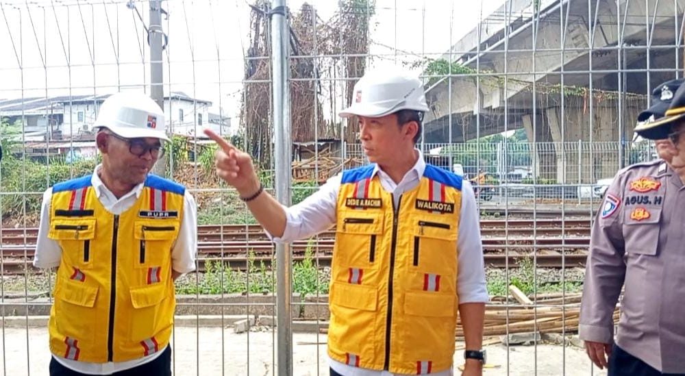 Pemkot Bogor Pasang Pagar Perlintasan Kereta di Jalan Sholeh Iskandar, 3 Titik Lain Juga Akan Diamankan