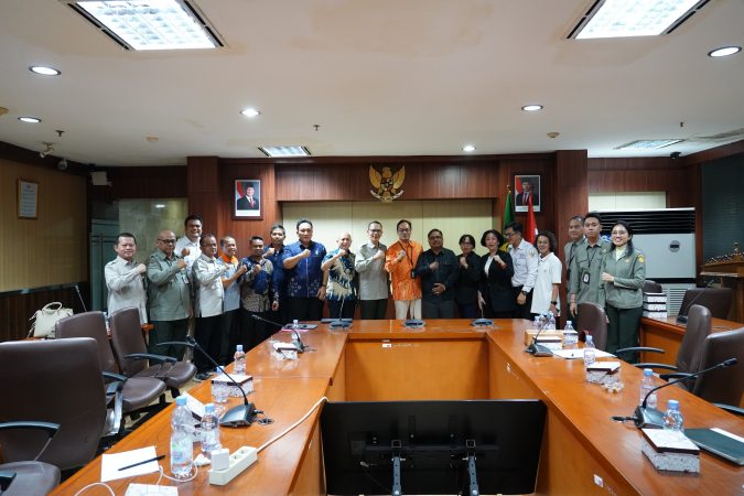 Harga TBS Anjlok, DPRD Babel Bawa Aspirasi Petani Sawit ke Kementan, Janji Cari Solusi