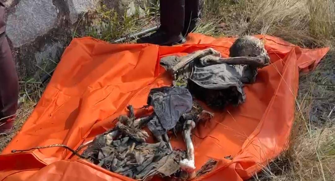 Kebakaran Lahan di Tanjungpinang Bongkar Temuan Kerangka Manusia Tanpa Busana, Polisi Evakuasi ke RSUP Kepri