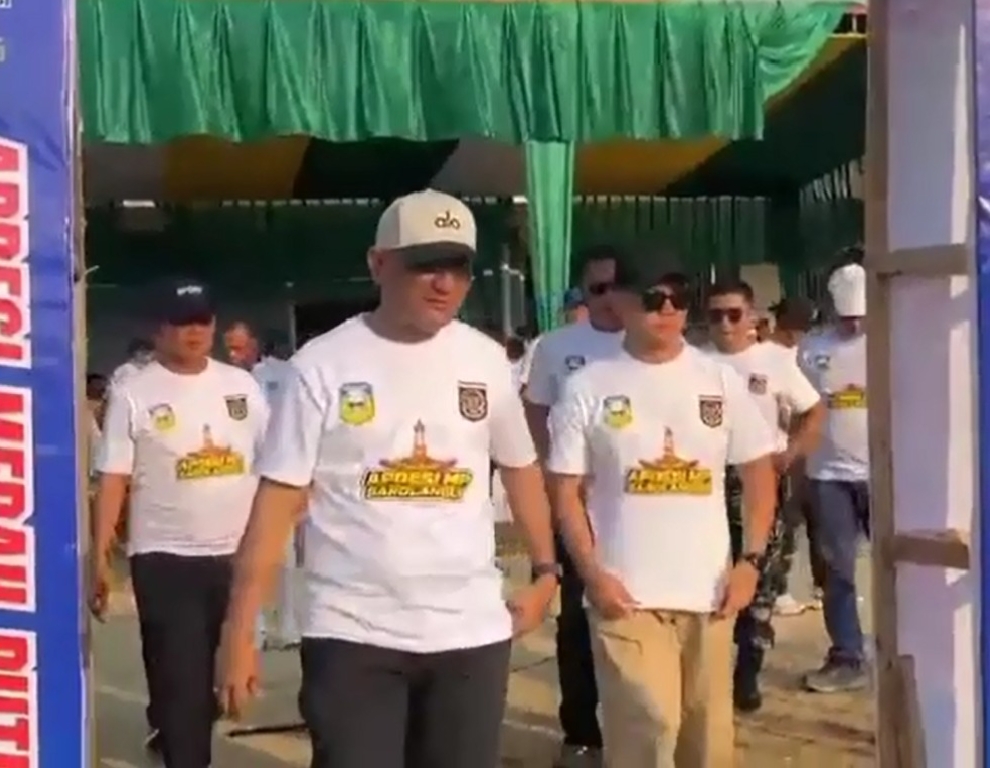Asisten I Setda Buka APDESI Merah Putih Cup IV di Sarolangun, Bupati Hurmin Ajak Kepala Desa Perkuat Sinergi