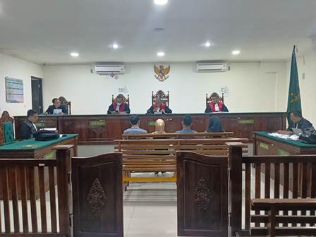 Karyawati di Bengkulu Gelapkan Uang Pupuk Rp 1,1 Miliar, Kini Duduk di Kursi Pesakitan