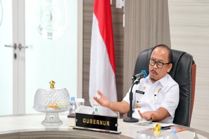 Gubernur Sulbar Suhardi Duka Ancam Cabut Izin 13 Perusahaan Sawit Jika Harga TBS Tak Segera Naik