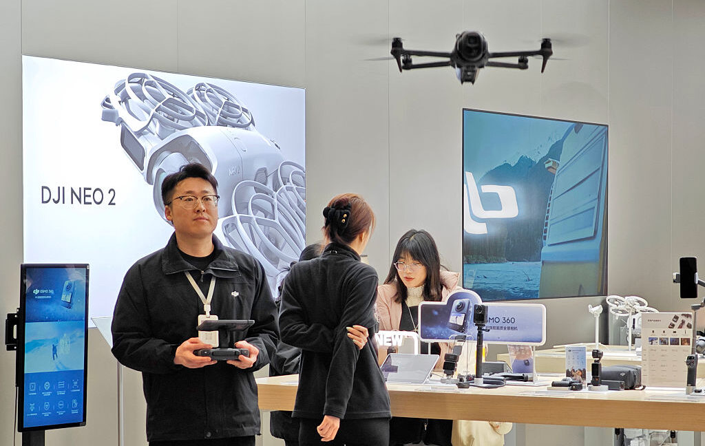 Beijing Larang Penjualan Drone Meski Dunia Beli Produk China