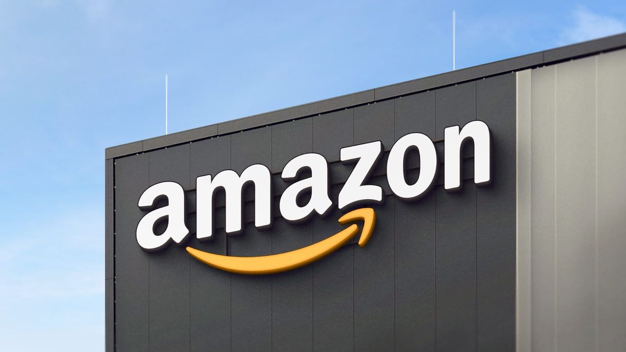 Amazon Gelar Promo Besar: MacBook Air M5 dan Kindle Colorsoft Turun Harga