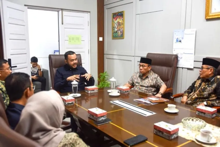 Pemko Padang Aktifkan Kembali Pendidikan Agama di Masjid Bagi Siswa SMP dan MTs
