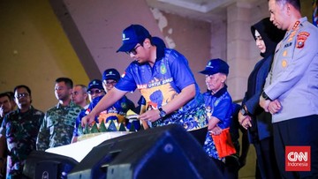 Wali Kota Medan Hadiri Rayakan May Day, Komitkan 10 Poin Hak Buruh