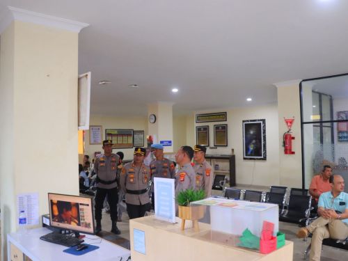 Waka Polresta Bandar Lampung Tinjau Ruang Layanan SPKT dan SKCK