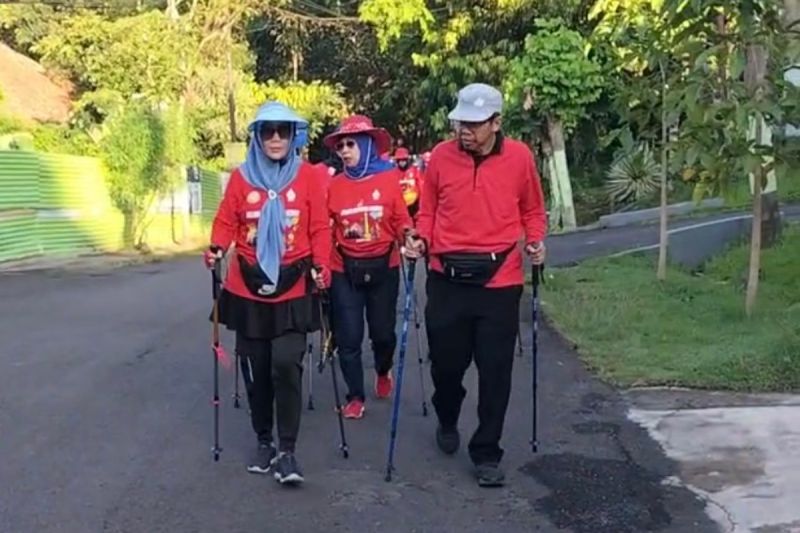 Semarang Edukasi Lansia Cegah Stroke dengan Program CERDIK