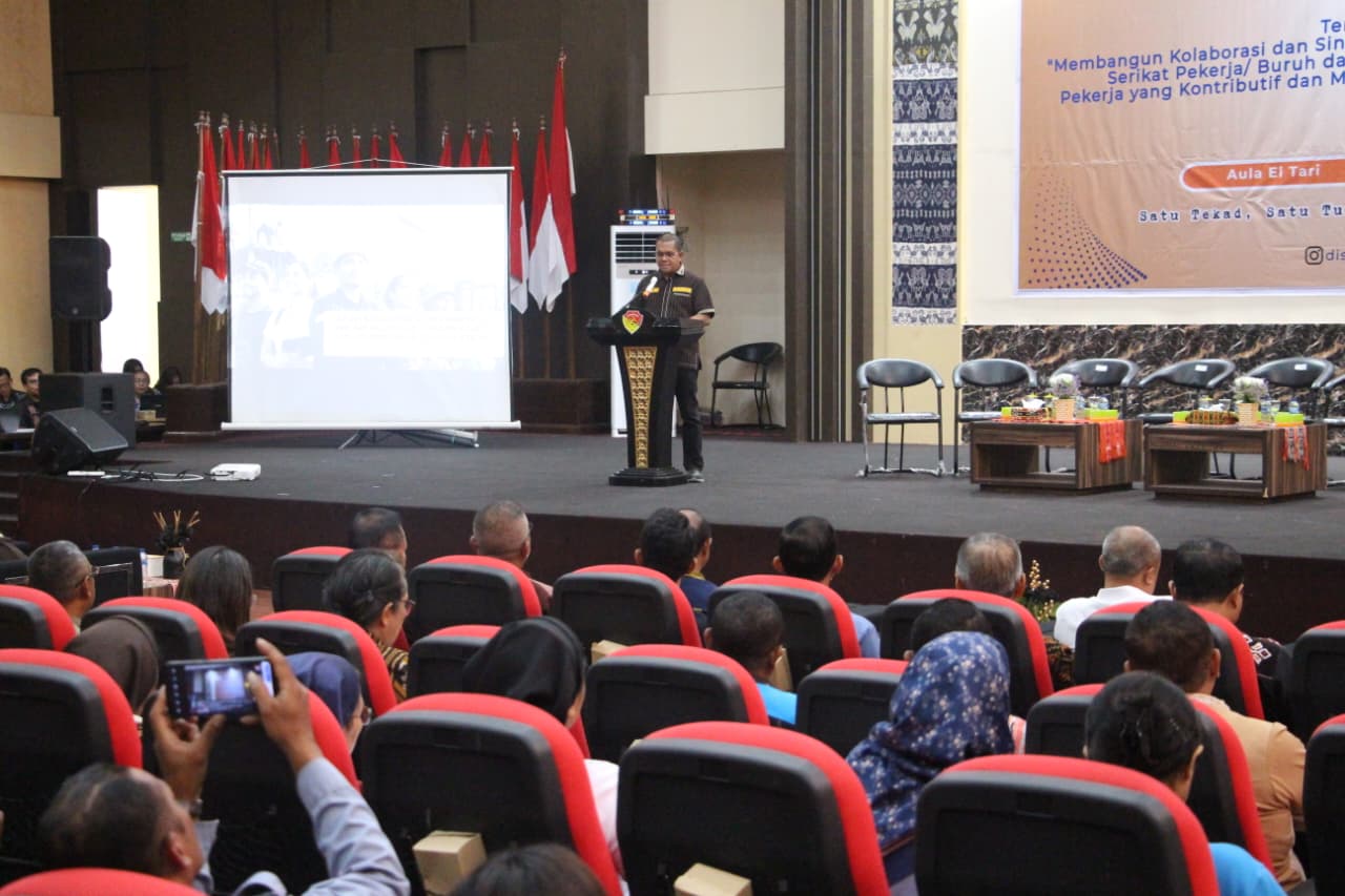 Gubernur NTT Perkuat Sinergi Pemerintah, Pengusaha, Buruh Raih Kesejahteraan