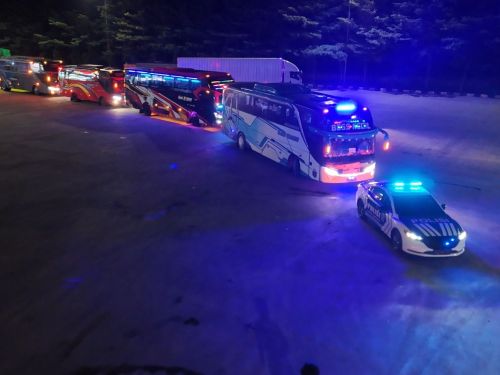 Polda Lampung Amankan 1.991 Buruh ke Monas, 40 Bus Dikawal Ketat
