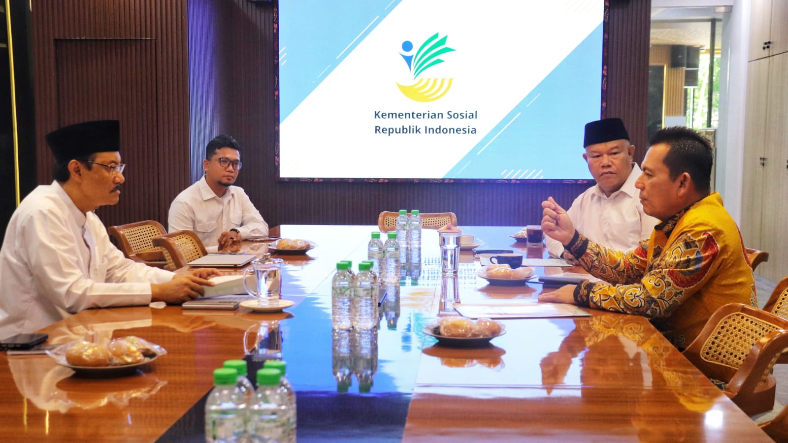 Kepri Bangun Sekolah Rakyat Permanen, Ansar-Mensos RI Kesepakatan Tindak Lanjut