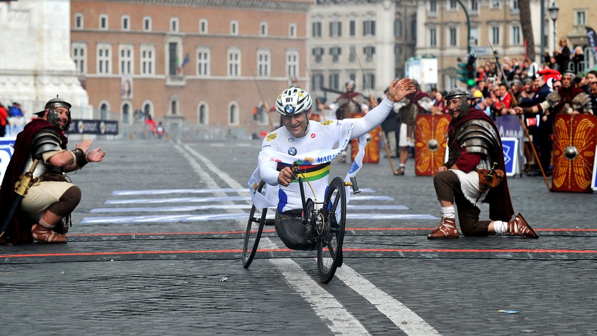 Eks Pembalap F1 Alex Zanardi Meninggal Dunia di Usia 59 Tahun