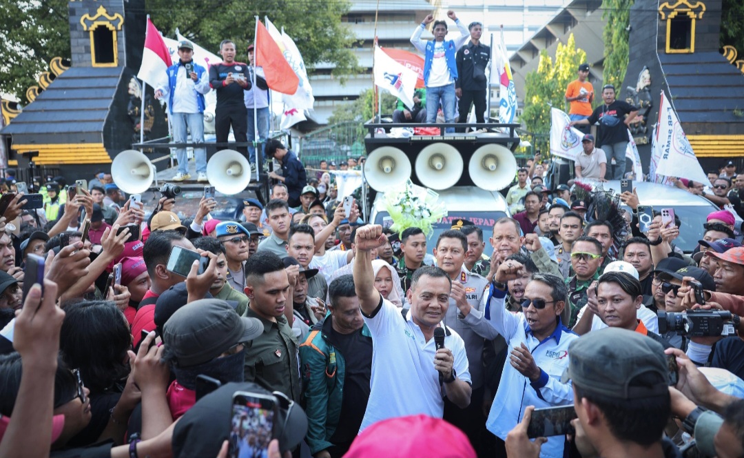 Gubernur Luthfi Terima Aspirasi Buruh Jateng Saat Peringatan May Day