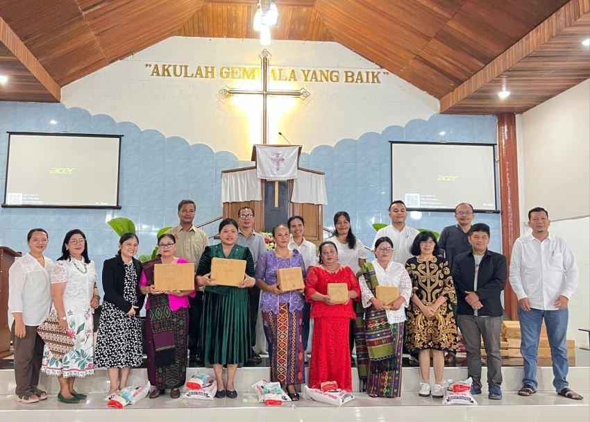 DPR RI Maruli Siahaan Bantu Kegiatan Sosial GKPI Marindal Medan