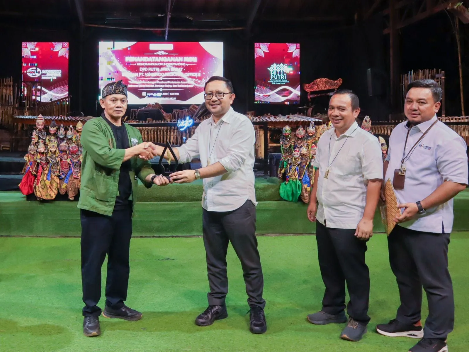 Askrindo dan PUTRI Jabar Perluas Asuransi Pariwisata Jawa Barat